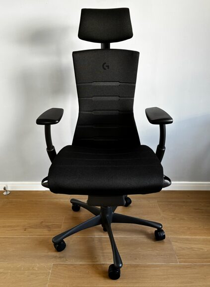 Cadeira Herman Miller Embody Logitech